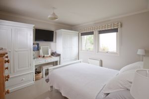 Bedroom- click for photo gallery